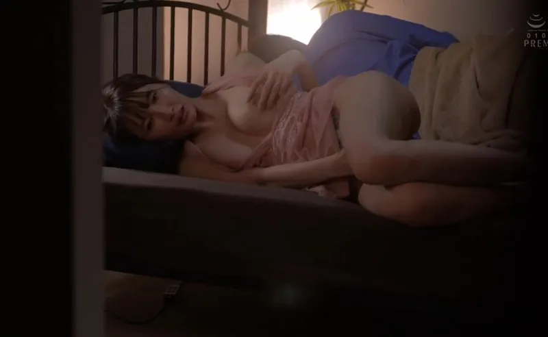 đưa cấp trên say xỉn về nhà, cậu nhân viên may mắn húp được cô vợ tiền bối xinh dâm